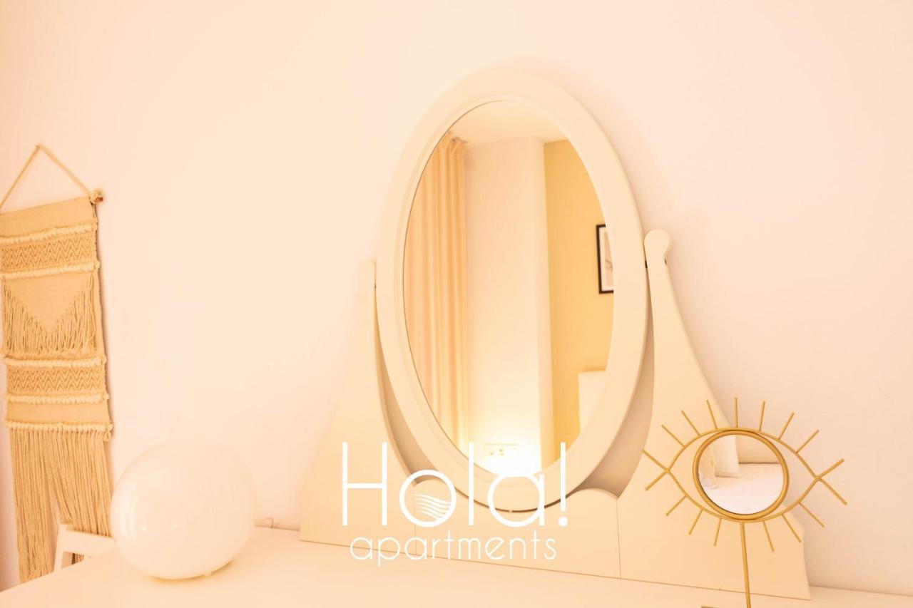 Hola! Apartments At Coto Real Манилва Экстерьер фото