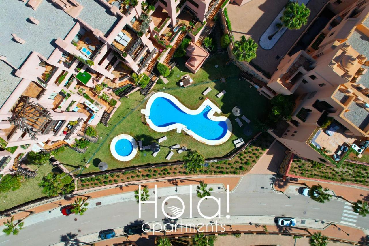 Hola! Apartments At Coto Real Манилва Экстерьер фото